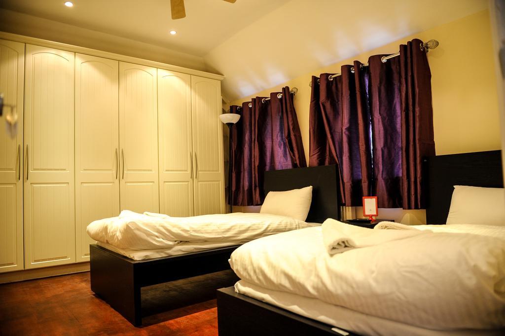 The Greyhound Cottage Chigwell Ngoại thất bức ảnh