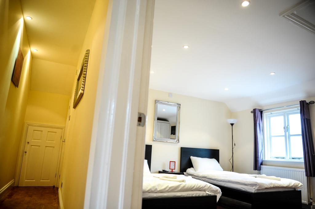 The Greyhound Cottage Chigwell Ngoại thất bức ảnh