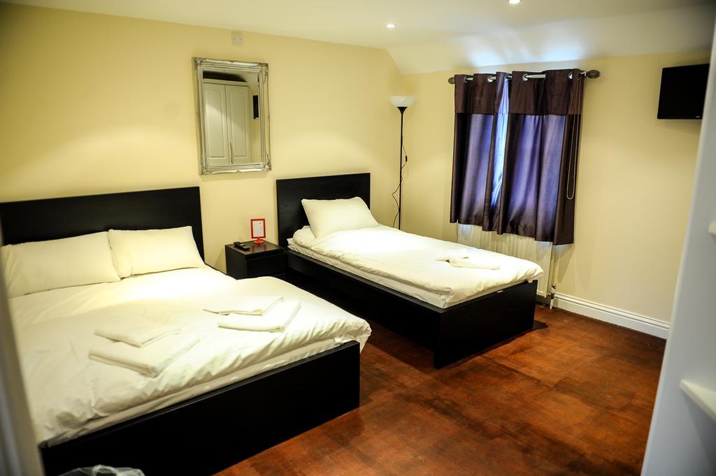 The Greyhound Cottage Chigwell Ngoại thất bức ảnh